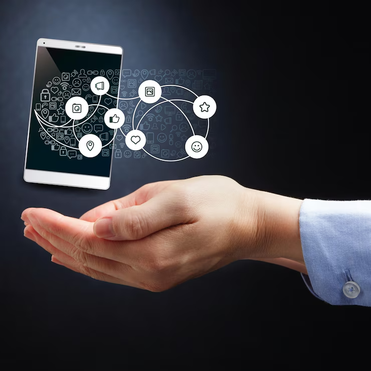 Diagram showing how federated learning works on distributed smartphones